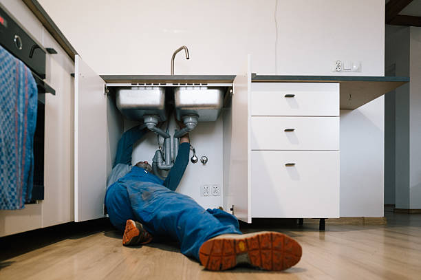 Professional Leak Detection technician working in Montreat, NC